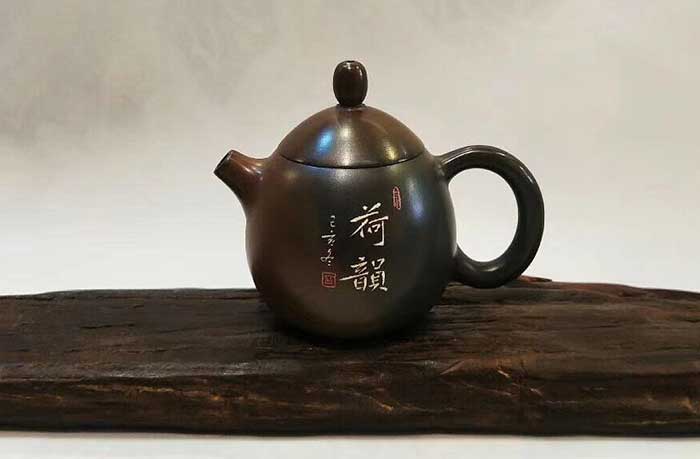 坭興陶價(jià)格為什么便宜？坭興陶市價(jià)遠(yuǎn)比宜興紫砂陶價(jià)低